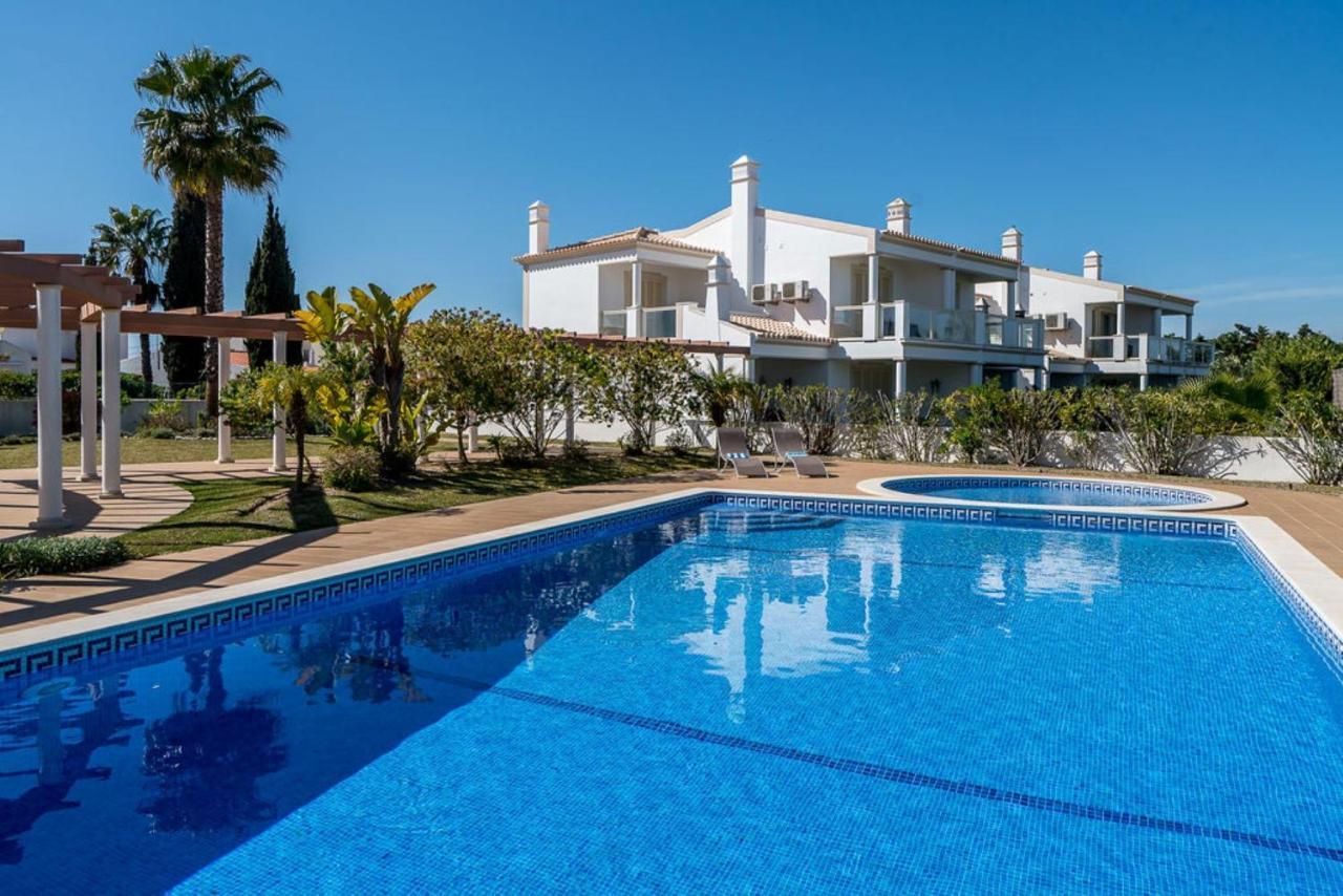 Villa Cantinho By Intiholidays البوفيرا المظهر الخارجي الصورة